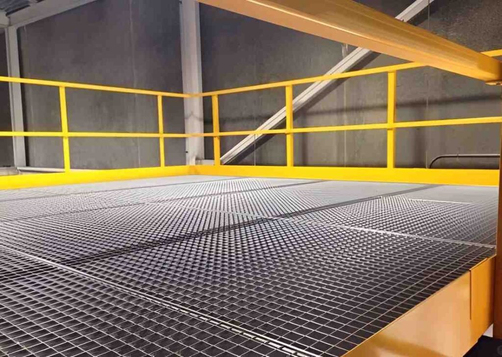 Platform grating